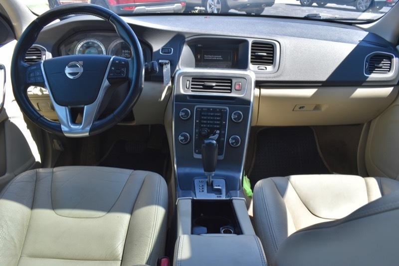 Volvo S60 T5 2012