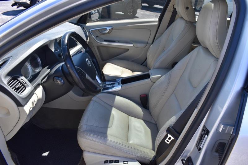 Volvo S60 T5 2012