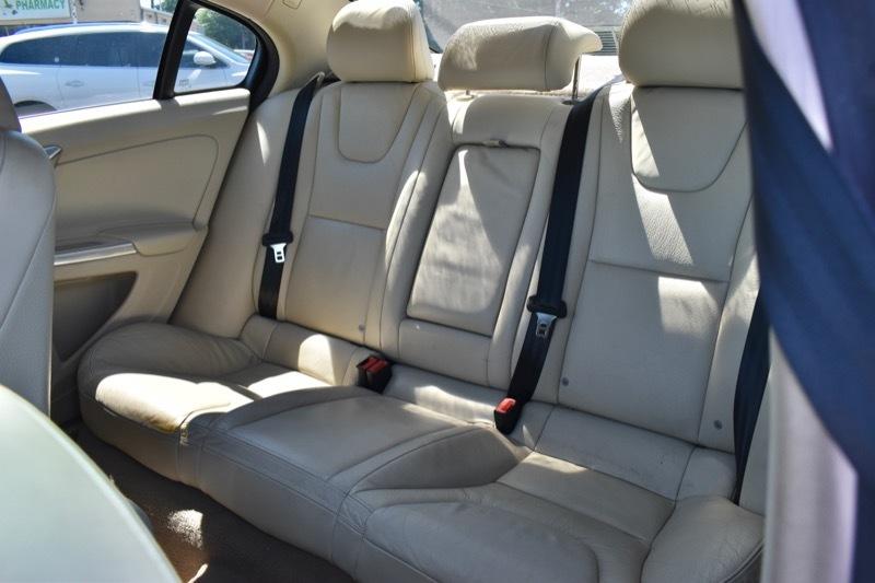 Volvo S60 T5 2012