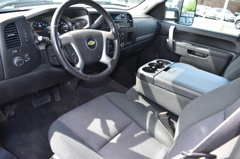 Chevrolet Silverado 1500 LT Crew Cab 4WD 2012