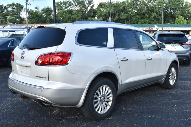 Buick Enclave Convenience FWD 2012