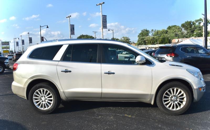 Buick Enclave Convenience FWD 2012