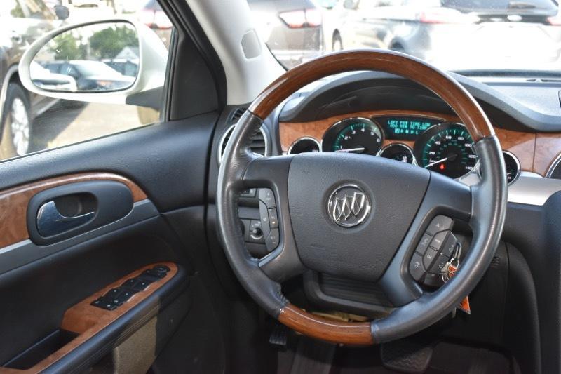 Buick Enclave Convenience FWD 2012
