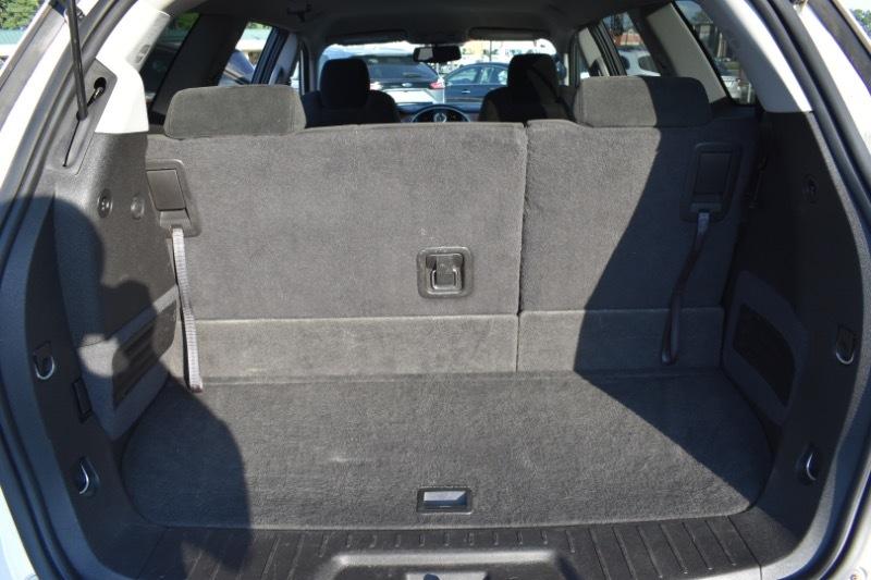 Buick Enclave Convenience FWD 2012