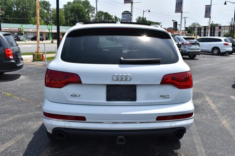 Audi Q7 3.0T Premium Plus quattro 2015