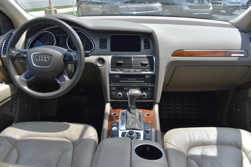 Audi Q7 3.0T Premium Plus quattro 2015