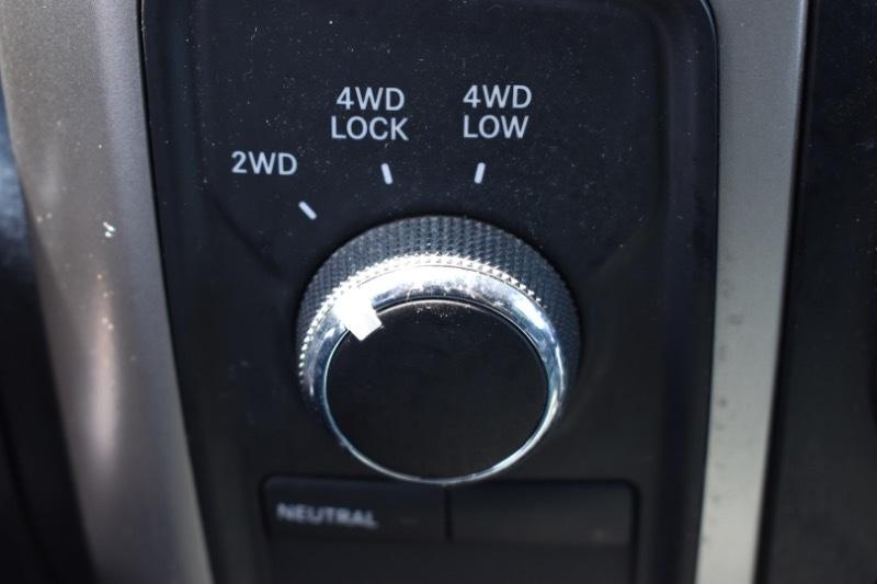 RAM 2500 SLT Crew Cab SWB 4WD 2015
