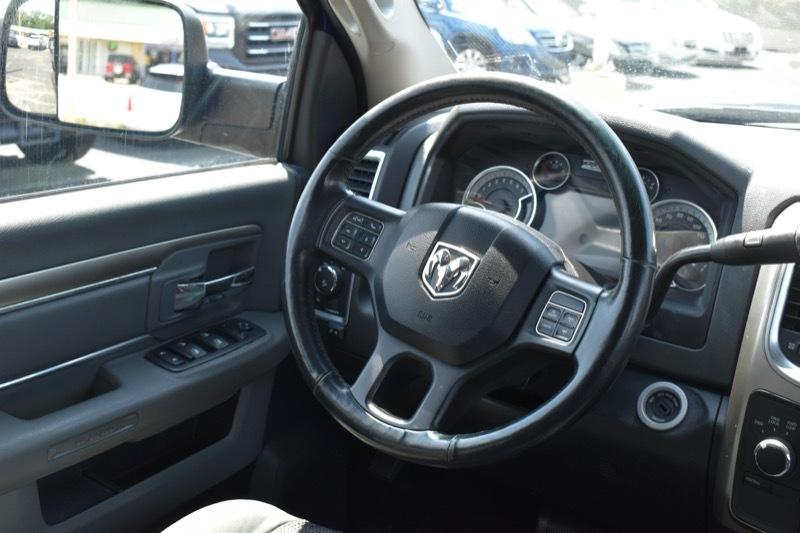 RAM 2500 SLT Crew Cab SWB 4WD 2015