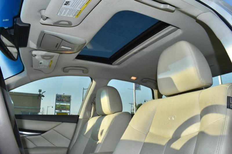 Infiniti M 37x 2012