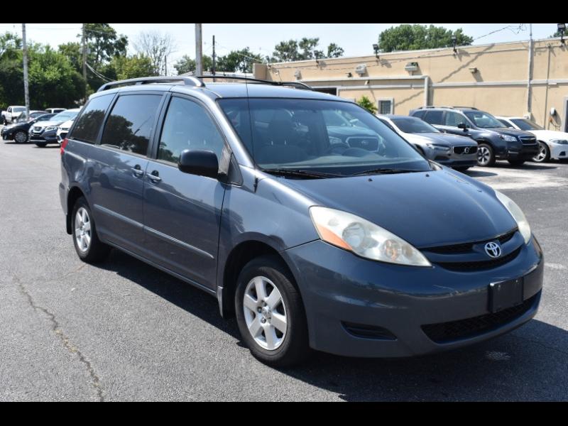 2006 Toyota Sienna LE 7-Passenger
