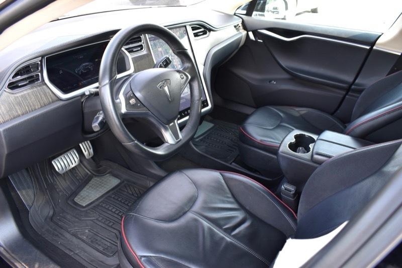 Tesla Model S Performance 2013