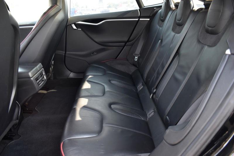 Tesla Model S Performance 2013
