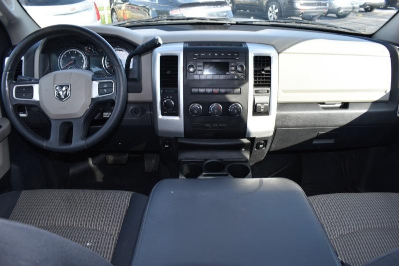 Dodge Ram 1500 SLT Quad Cab 4WD 2009