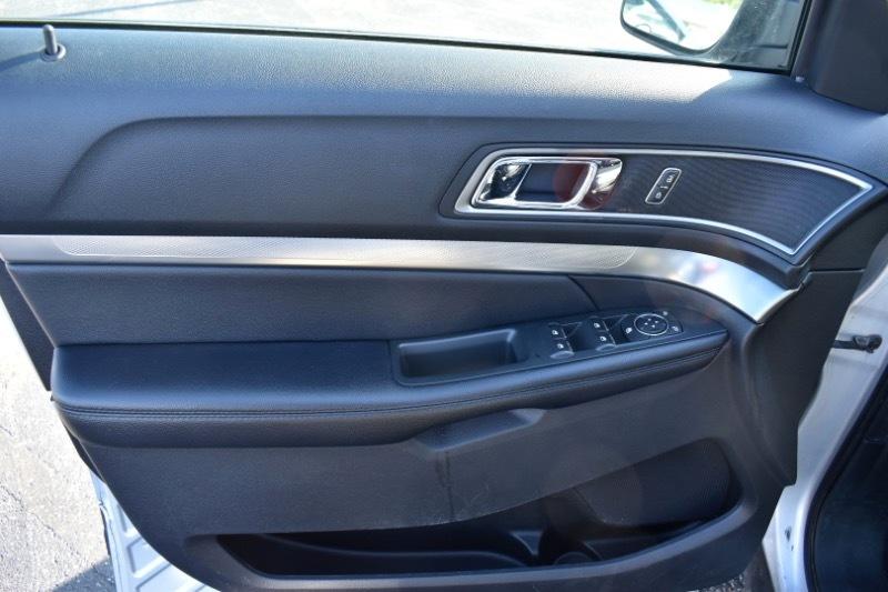 Ford Explorer XLT 4WD 2018