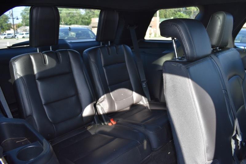 Ford Explorer XLT 4WD 2018
