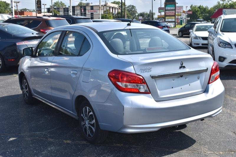 Mitsubishi Mirage G4 ES 5M 2020