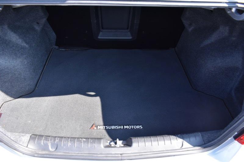 Mitsubishi Mirage G4 ES 5M 2020