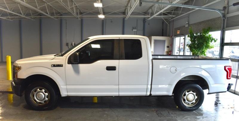 Ford F-150 XL SuperCab 6.5-ft. Bed 2WD 2016