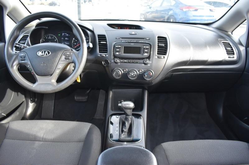 Kia Forte LX 6A 2017