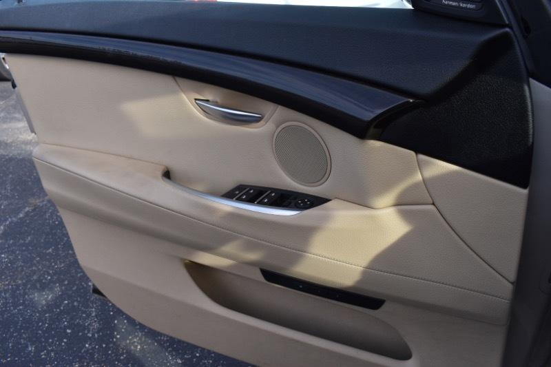 BMW 5-Series Gran Turismo 535i 2014