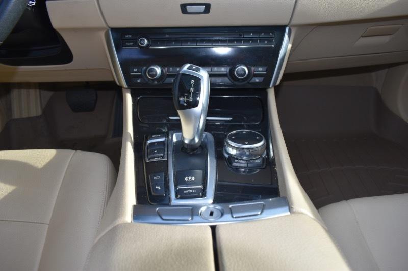 BMW 5-Series Gran Turismo 535i 2014