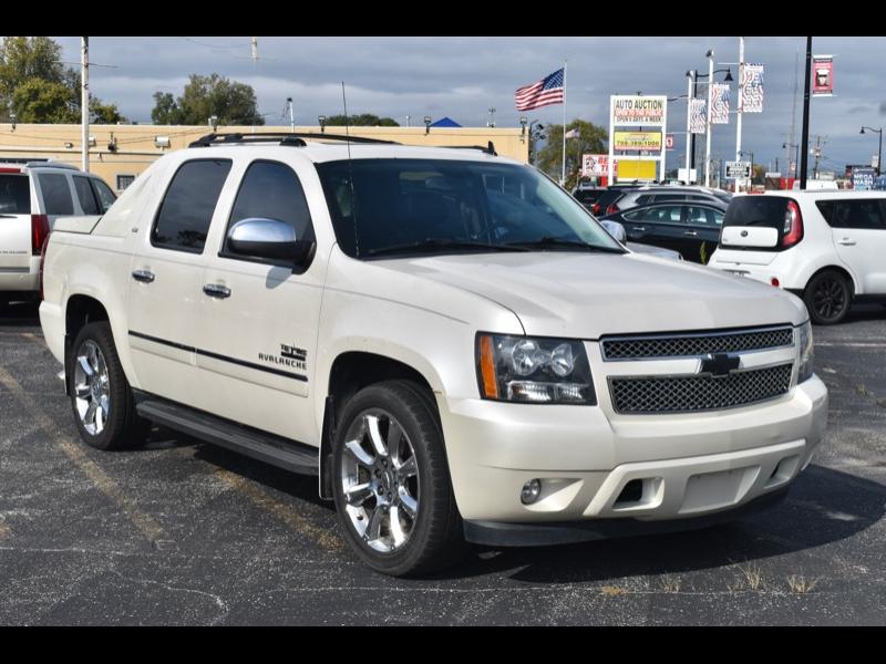 Chevrolet Avalanche LTZ 4WD 2012