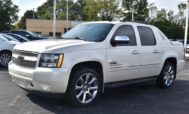 Chevrolet Avalanche LTZ 4WD 2012