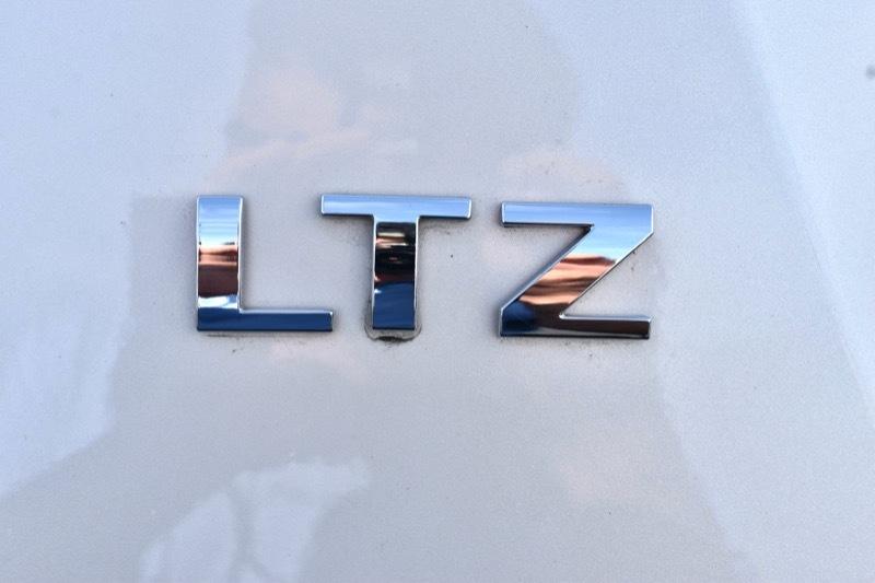 Chevrolet Avalanche LTZ 4WD 2012