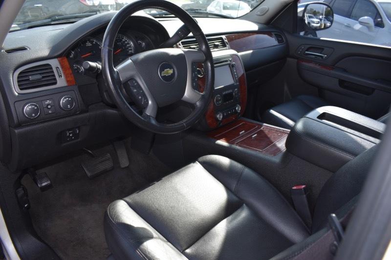 Chevrolet Avalanche LTZ 4WD 2012