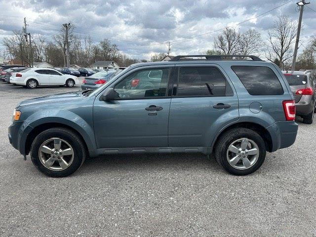 Ford Escape XLT 4WD 2012