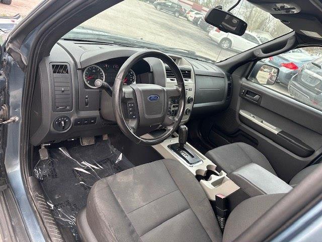 Ford Escape XLT 4WD 2012