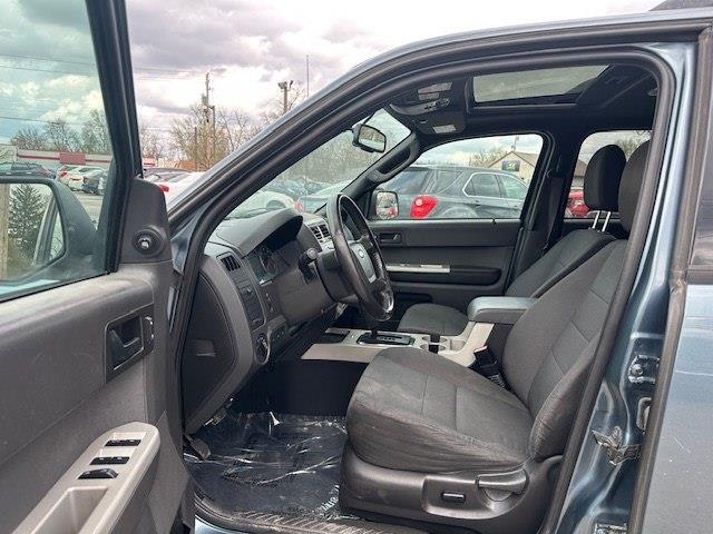 Ford Escape XLT 4WD 2012