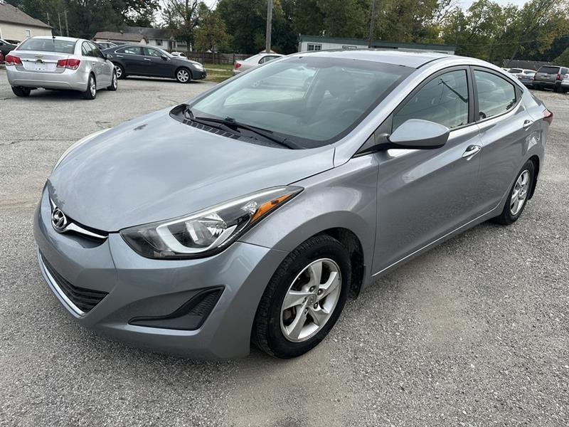 Hyundai Elantra SE 6AT 2015