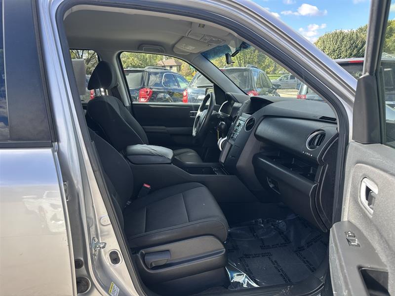 Honda Pilot LX 4WD 5-Spd AT 2010 Honda Pilot LX 4WD 5-Spd AT 2010