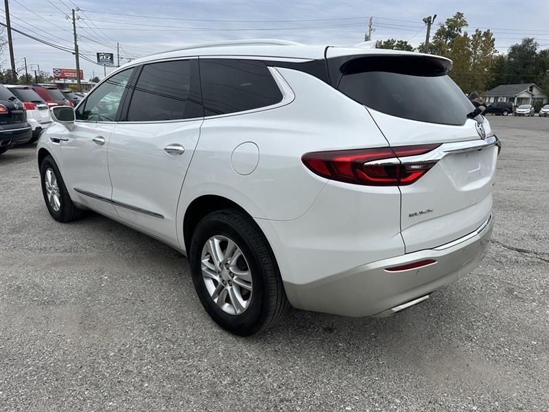 Buick Enclave Essence FWD 2018 Buick Enclave Essence FWD 2018