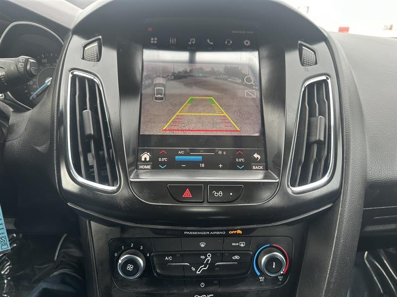 Ford Focus SE Hatch 2015 Ford Focus SE Hatch 2015