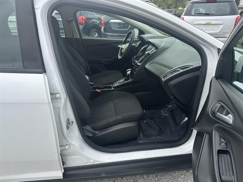 Ford Focus SE Hatch 2015 Ford Focus SE Hatch 2015