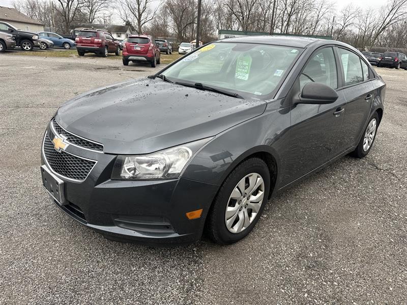 Chevrolet Cruze LS Auto 2013