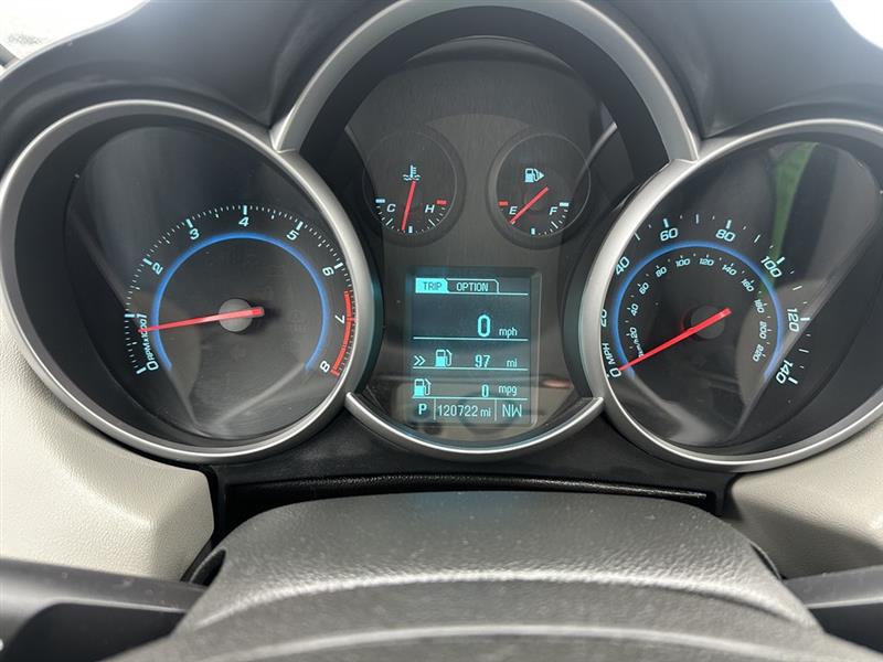 Chevrolet Cruze LS Auto 2013