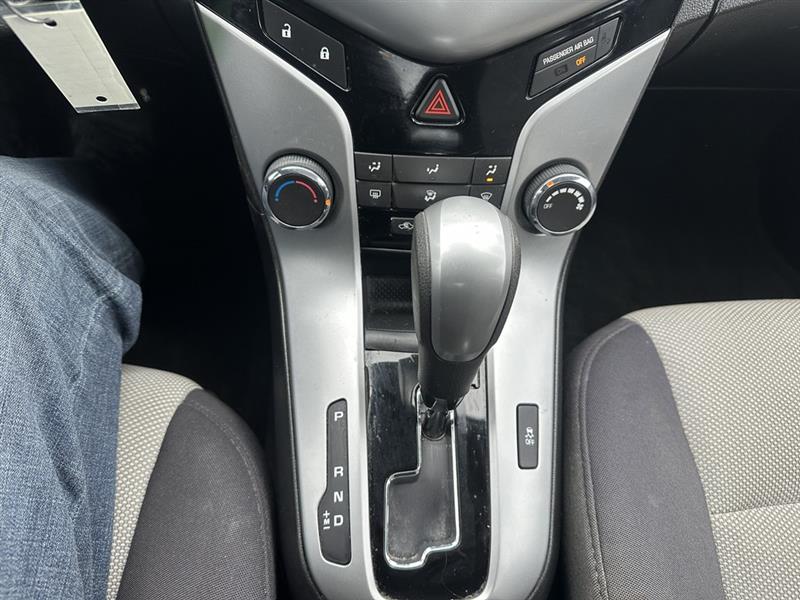 Chevrolet Cruze LS Auto 2013