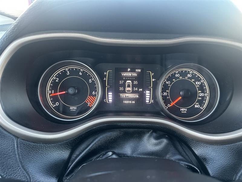 Jeep Cherokee Sport 4WD 2015