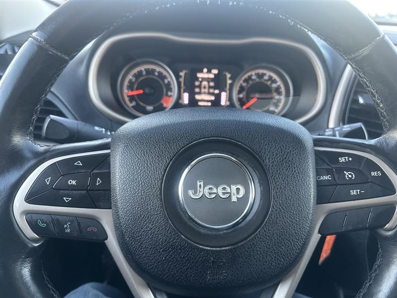 Jeep Cherokee Sport 4WD 2015