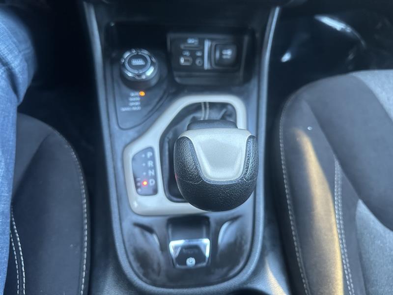 Jeep Cherokee Sport 4WD 2015