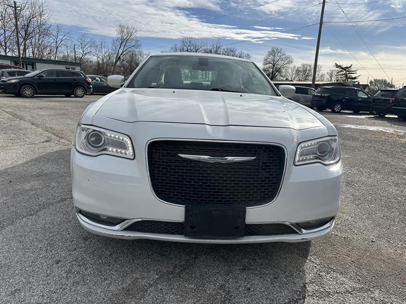 Chrysler 300 Limited AWD 2016