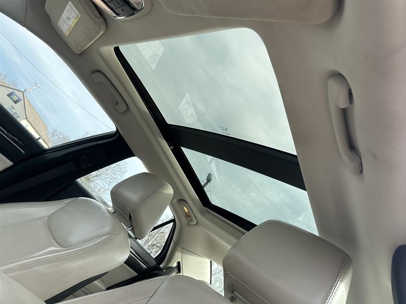 Chrysler 300 Limited AWD 2016