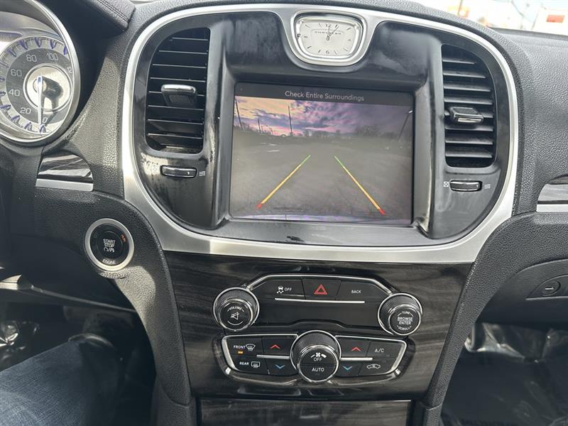 Chrysler 300 Limited AWD 2016