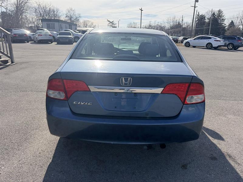 Honda Civic EX Sedan 5-Speed AT 2011