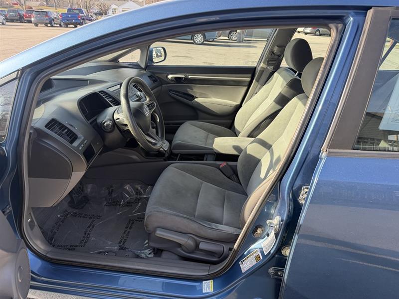 Honda Civic EX Sedan 5-Speed AT 2011