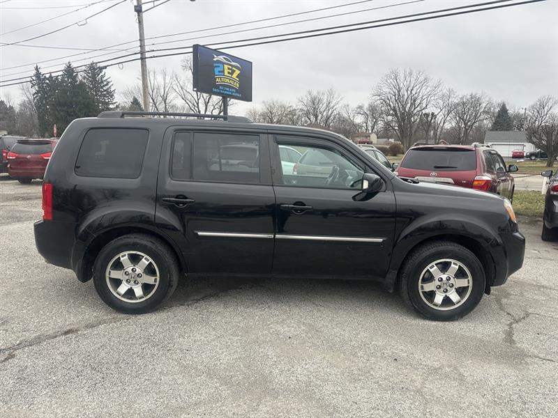 Honda Pilot Touring 4WD 5-Spd AT with DVD 2011