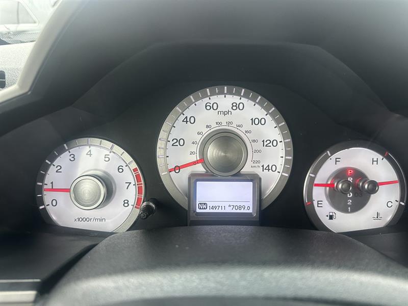 Honda Pilot Touring 4WD 5-Spd AT with DVD 2011